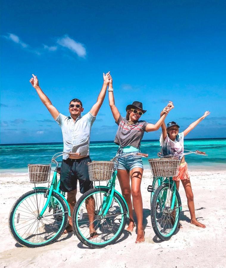 Moodhu Surf House Hotel Himmafushi Exterior photo