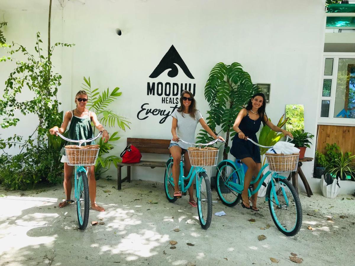Moodhu Surf House Hotel Himmafushi Exterior photo
